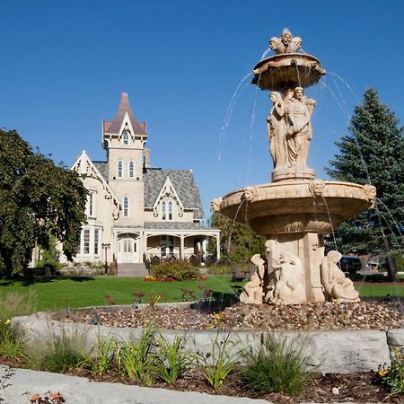 Elm Hurst Inn & Spa Ингерсолл Экстерьер фото