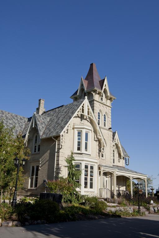 Elm Hurst Inn & Spa Ингерсолл Экстерьер фото