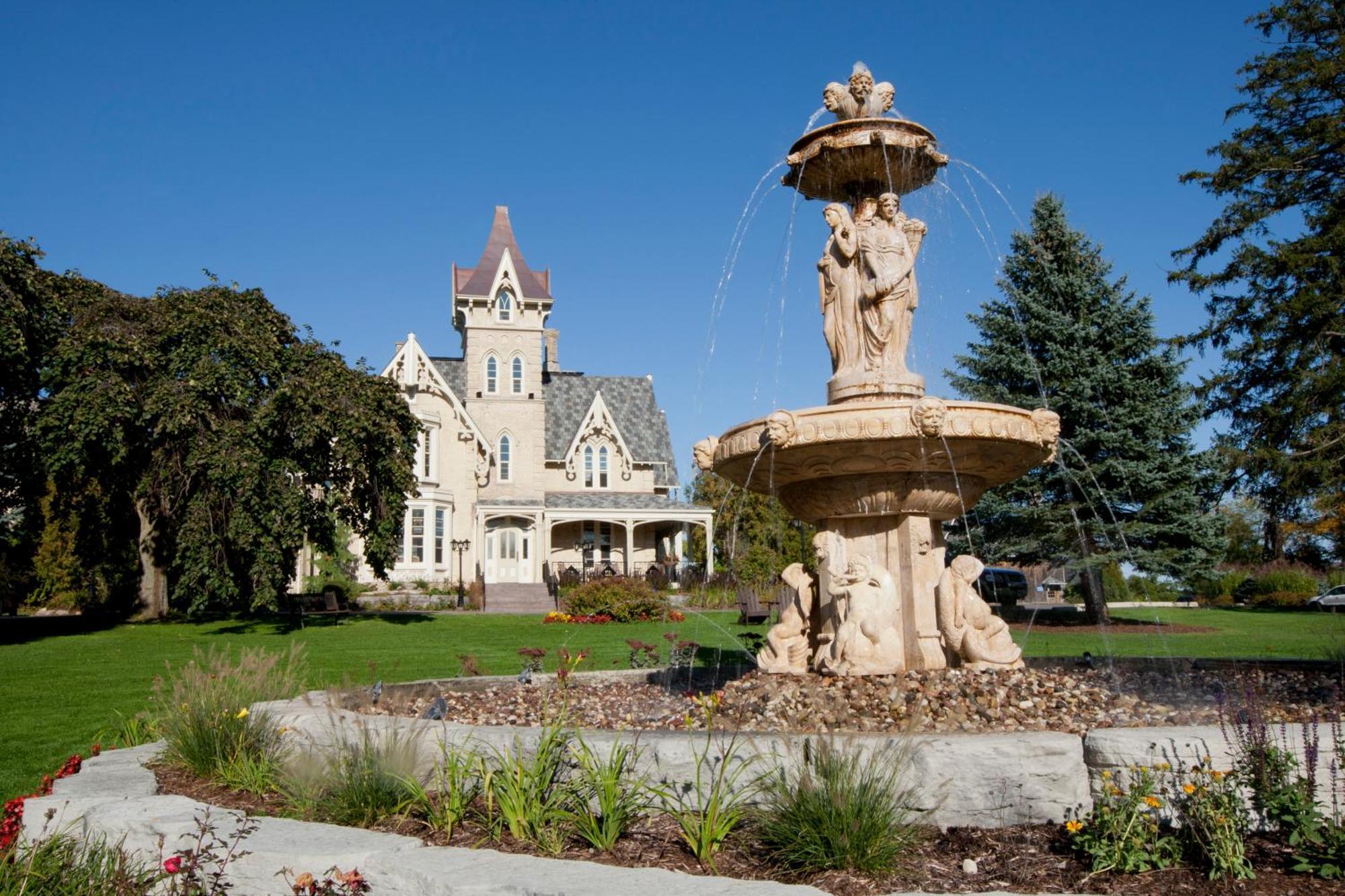 Elm Hurst Inn & Spa Ингерсолл Экстерьер фото