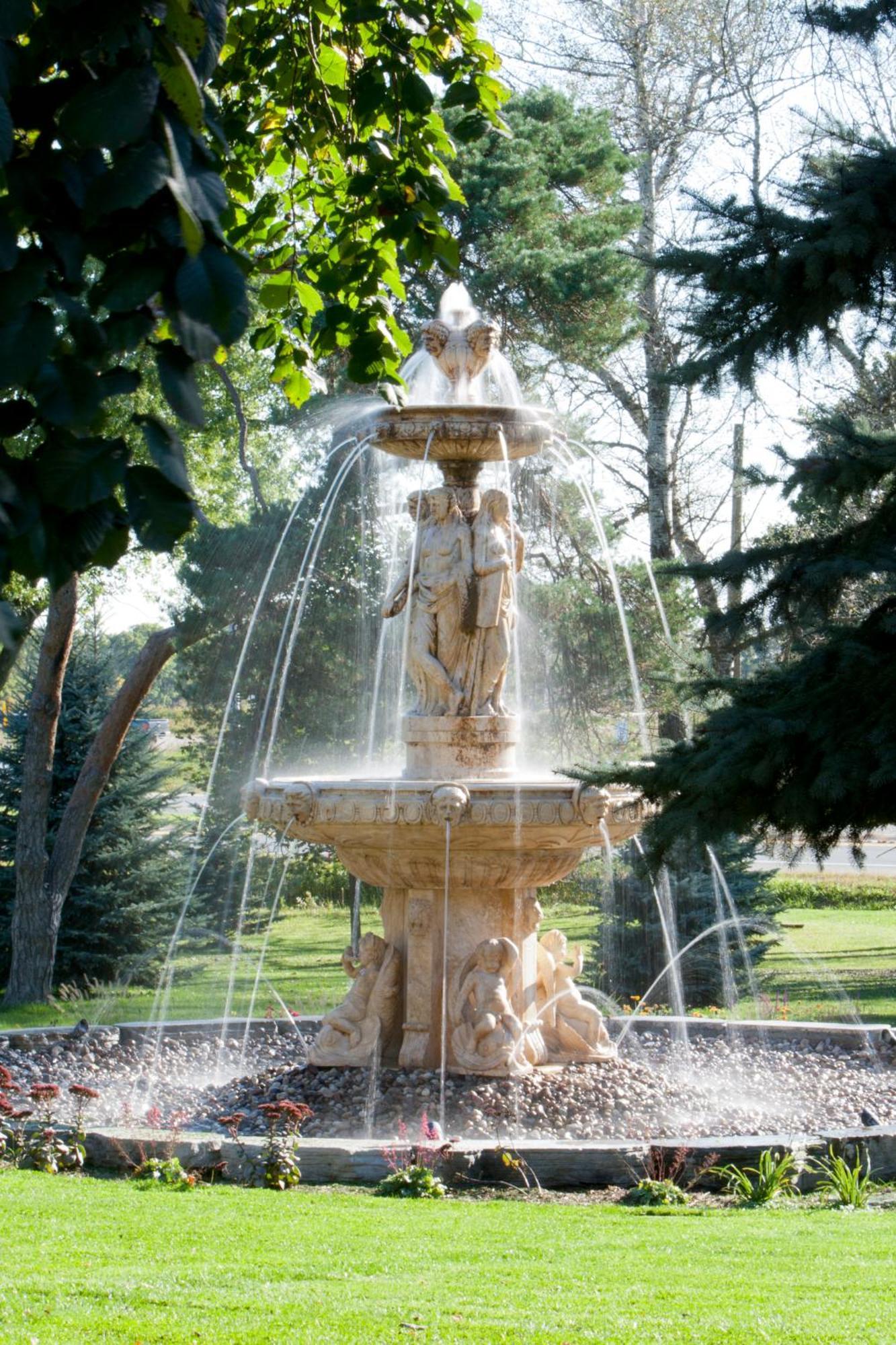 Elm Hurst Inn & Spa Ингерсолл Экстерьер фото