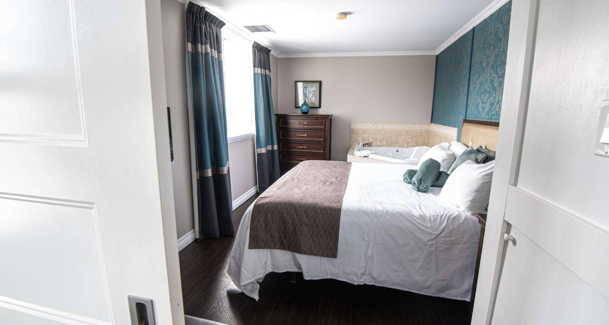 Elm Hurst Inn & Spa Ингерсолл Экстерьер фото