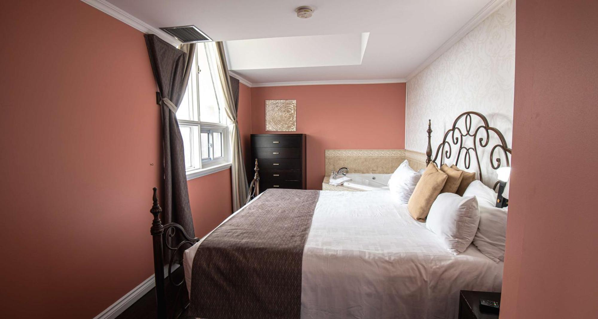 Elm Hurst Inn & Spa Ингерсолл Экстерьер фото