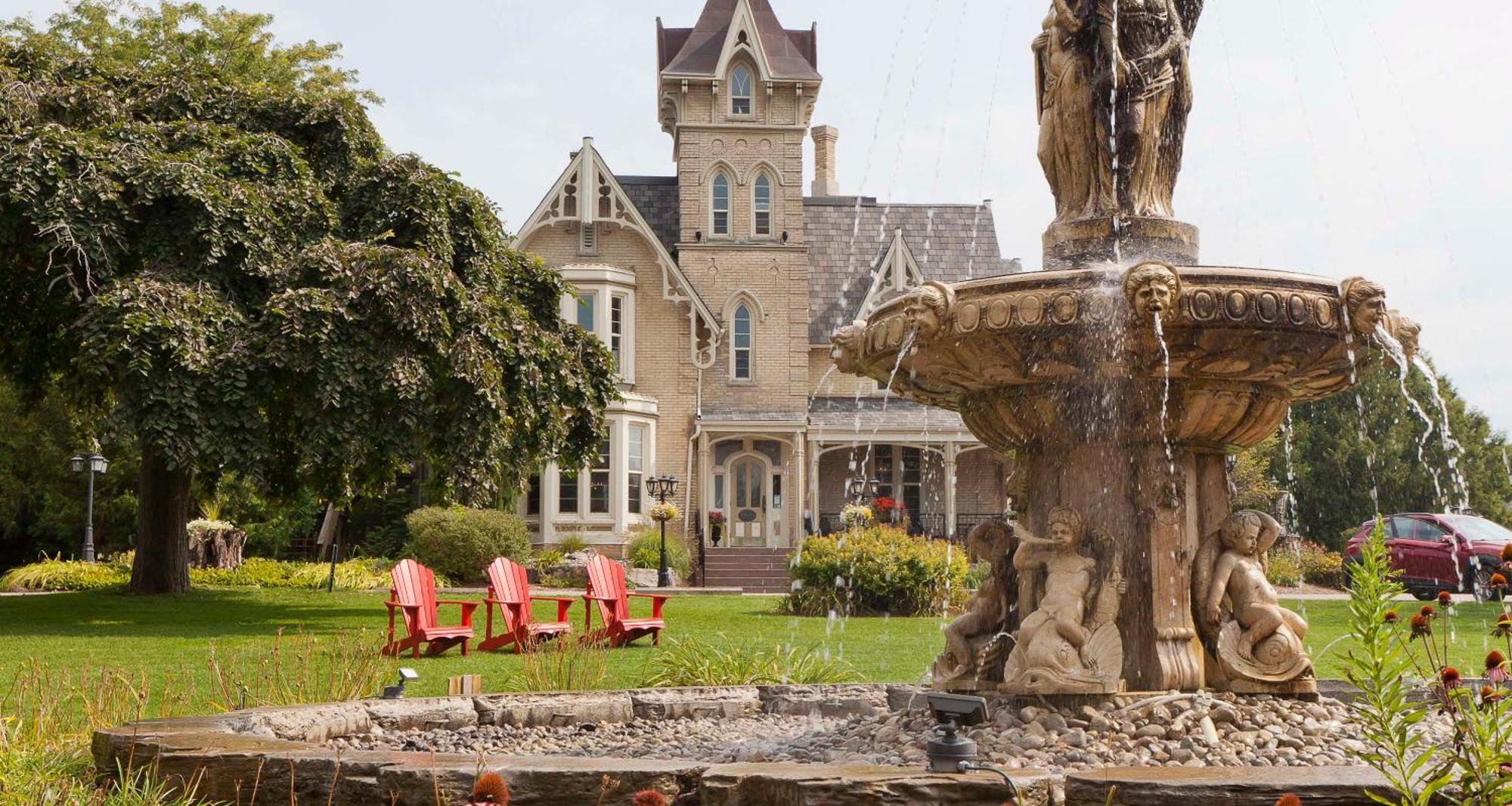 Elm Hurst Inn & Spa Ингерсолл Экстерьер фото