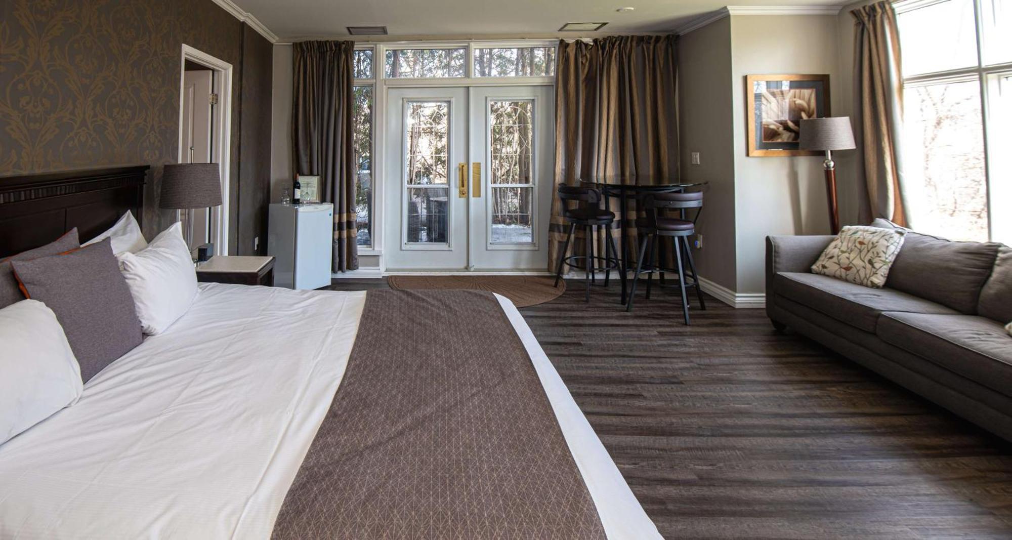 Elm Hurst Inn & Spa Ингерсолл Экстерьер фото