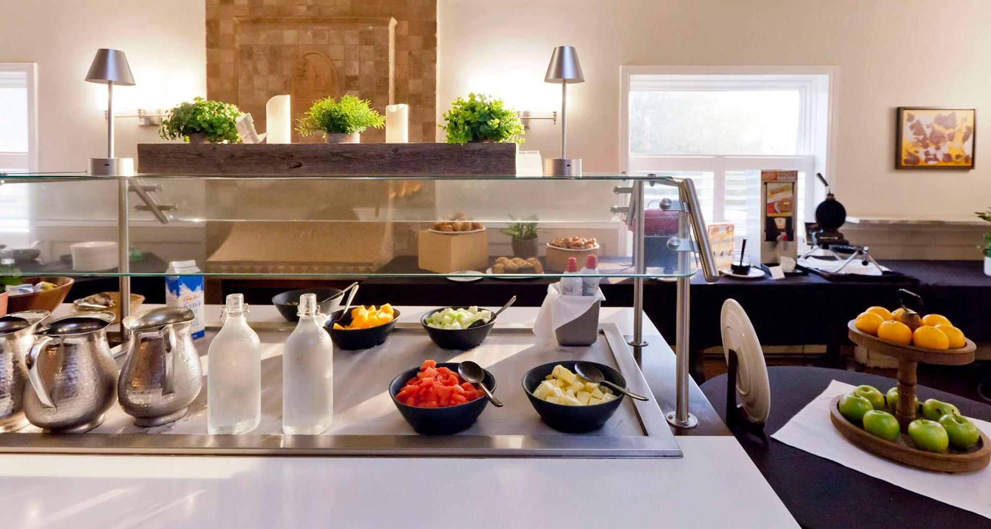 Elm Hurst Inn & Spa Ингерсолл Экстерьер фото